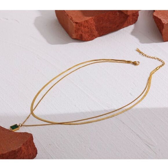#15 18K Gold Plated Unique Crystal Necklace - Picture 9 of 10